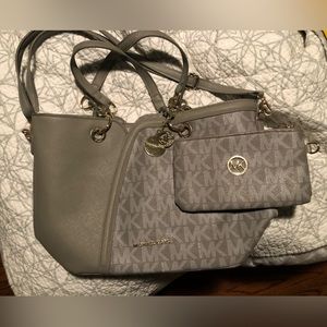 Grey Michael Kors purse with clutch
